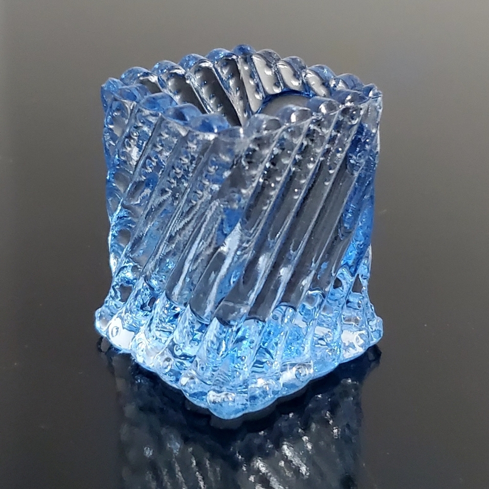1972 St. Clair Glass Light Blue Art Glass Festival Souvenir Toothpick Holder - Picture 10 of 13